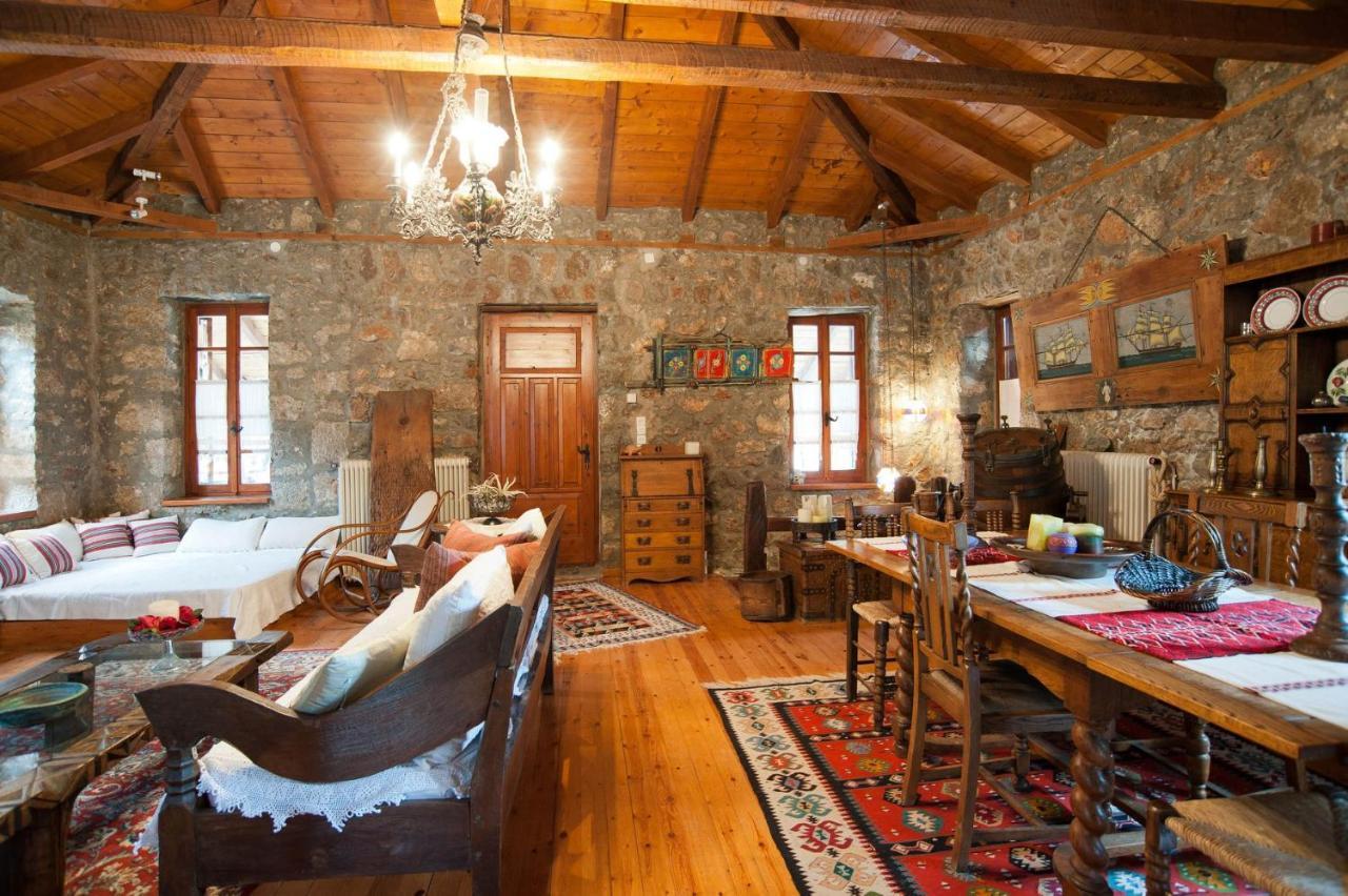 Mariolata Stone House Villa Lílaia Buitenkant foto