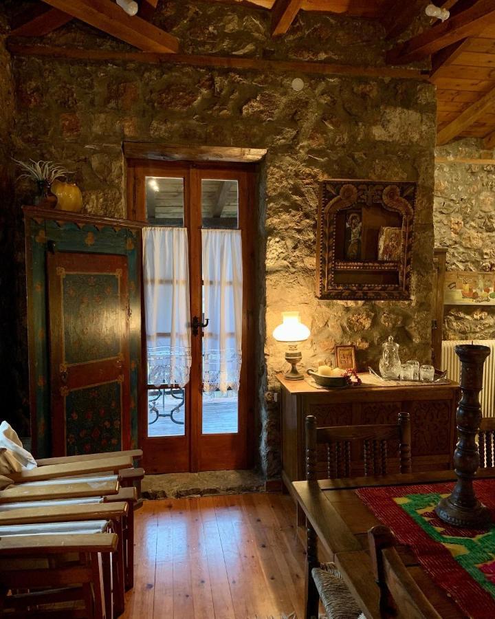 Mariolata Stone House Villa Lílaia Buitenkant foto