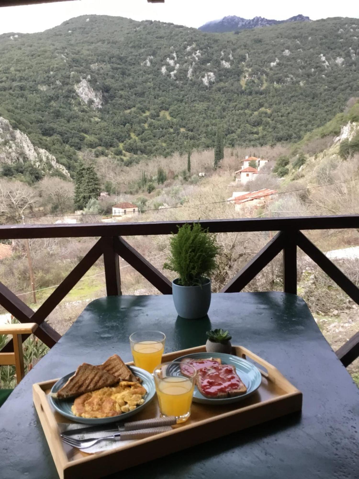 Mariolata Stone House Villa Lílaia Buitenkant foto